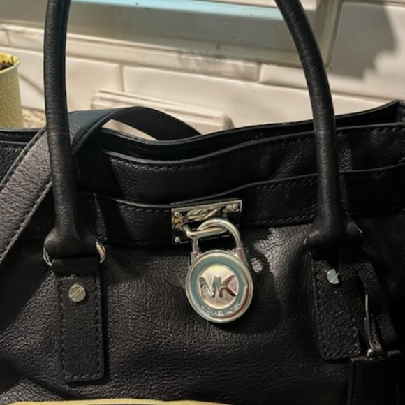 Purse Bundle - Picture 2 of 6